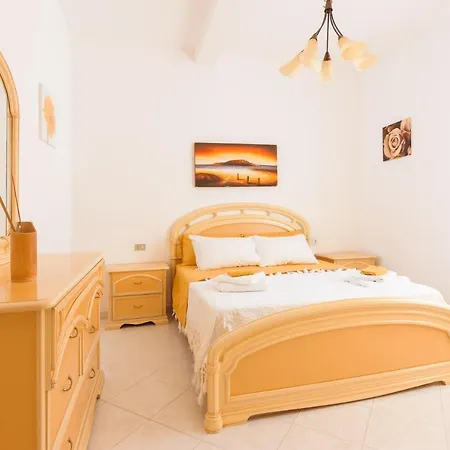 Holiday home Casa Con Giardino A San Teodoro, Sea La Vie