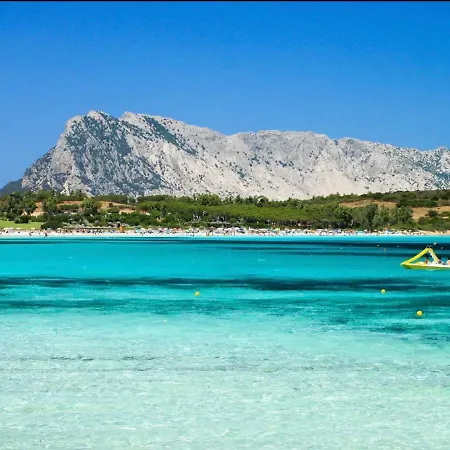 Сasa de vacaciones Casa Con Giardino A San Teodoro, Sea La Vie